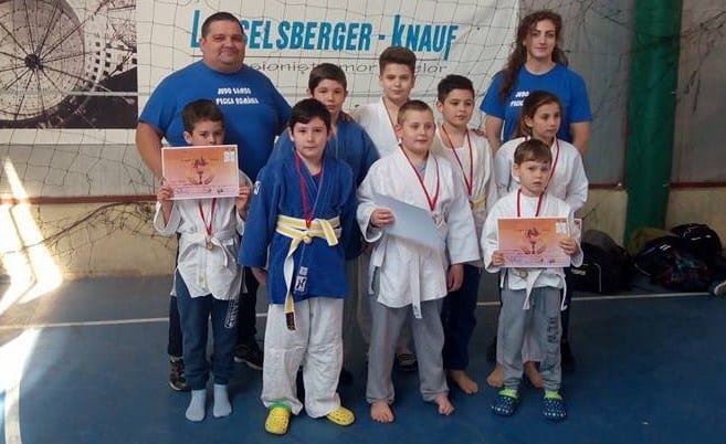 Judoka CSM-ului s-au remarcat la Sibiu și Lipova