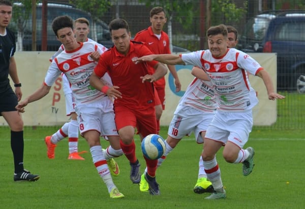 Fotbalul știe să fie și nedrept: UTA Under 19 – Dinamo  1-1, în prima manșă a semifinalei Elite