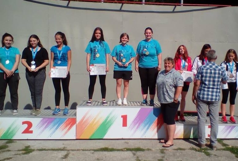 Codrean și echipa feminină de pistol a CSM-ului, pe cea mai înaltă treaptă a podiumului la „naționalele” de juniori mari