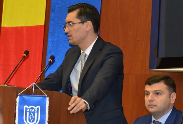 Competițiile fotbalistice din România s-ar putea relua în a doua parte a lunii aprilie: „Obiectivul numărul unu, sănătatea”