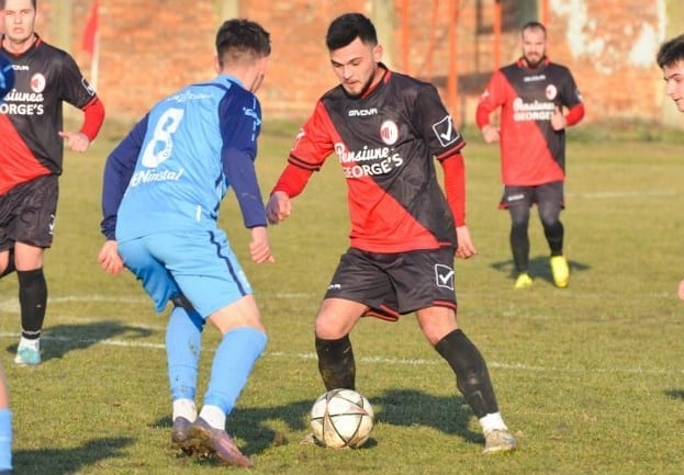 Martin, marcatorul contestat al „roș-negrilor”: Păulișana Păuliș – Unirea Sântana  0-2
