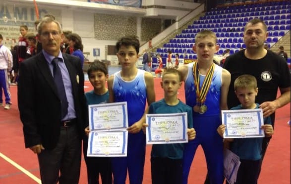 Cinci medalii pentru arădeanul Vîț la „naționalele” școlare la gimnastică artistică