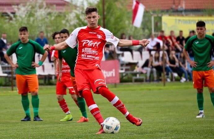 Liga a IV-a Arad, prima etapă: Remiză în derby-ul de la Graniță, Miculescu o salvează pe UTA II în prelungiri