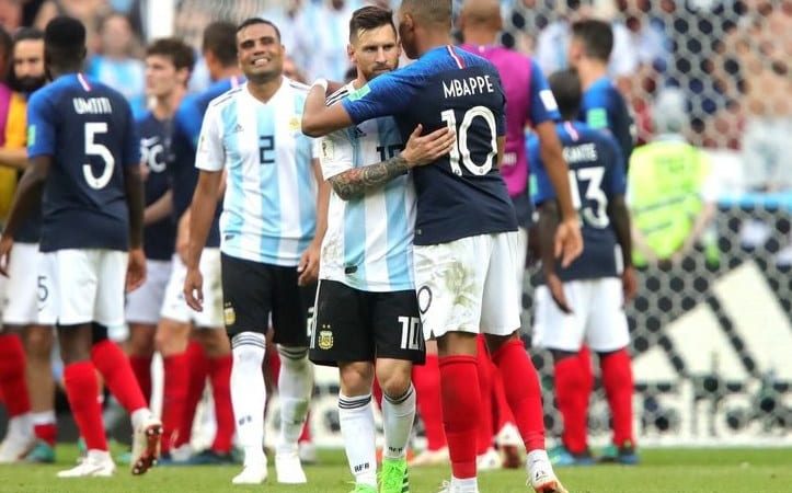 „Prințul” Mbappe l-a eclipsat pe  „Regele” Messi: Cocoșul galic trimite acasă Argentina încă din faza optimilor Mondialelor rusești