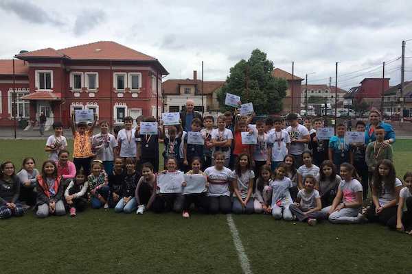 Echipele de pe „Episcop Roman Ciorogariu” și „Prunului” merg în finala Campionatului Străzilor 2019