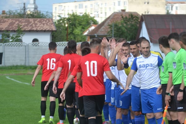 Crișul, ținută pe locul 7 de o formație a Unirii Alba Iulia aflată cu cuțitul la os: „Remiza nu reflectă jocul din teren, la anul vrem să facem mai mult”