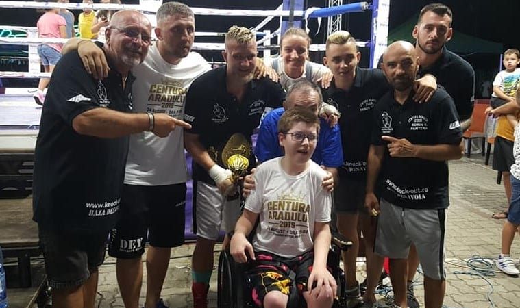 Edi Gafencu – o nouă victorie la profesioniști în fața a 600 de iubitori ai boxului, sensibili la cauza lui Florinel