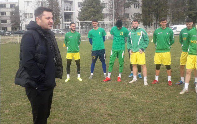 Niculescu și-a (re)intrat în pâine la Mioveni, fostul „principal” rămâne în corpul tehnic al antrenorilor clubului argeșean