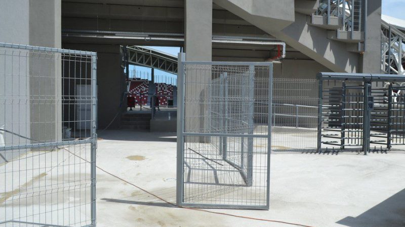 Infiltrațiile de la demisolul stadionului UTA – provocate în special de o eroare din proiect pe care firma constructoare a remediat-o astăzi