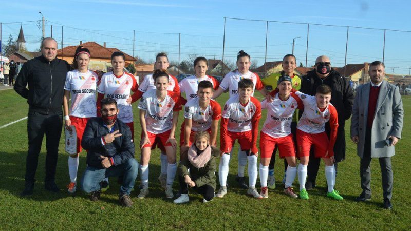 Play-offul Ligii I feminin la fotbal începe cu derby-ul Vestului, Piroș Security – Fortuna Becicherecu Mic: Partida se vede în toată țara pe FRF TV!