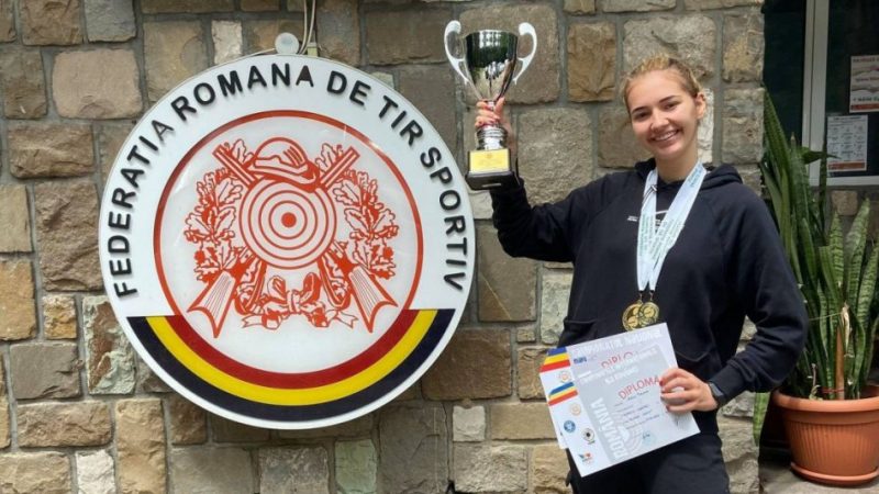 Talerista Briana Vărcuş, prima la junioare cu record personal la Trofeul Carpaţi