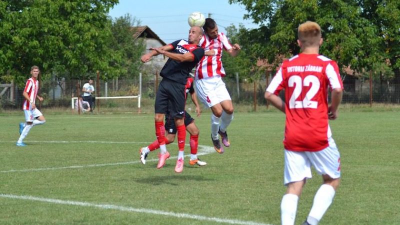 Fazele fixe le-au surâs „roș-negrilor”: Unirea Sântana – Victoria Zăbrani 2-0