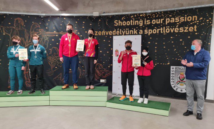 Pistolarii arădeni Daria Haristiade şi Luca Joldea, medaliaţi cu aur la Marele Premiu al Ungariei!