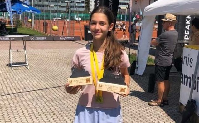 Tenismena Medeea Fereștean, dublu medaliată în Austria